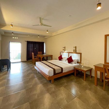 Pagoda Plantation Resort Pīrmed Esterno foto