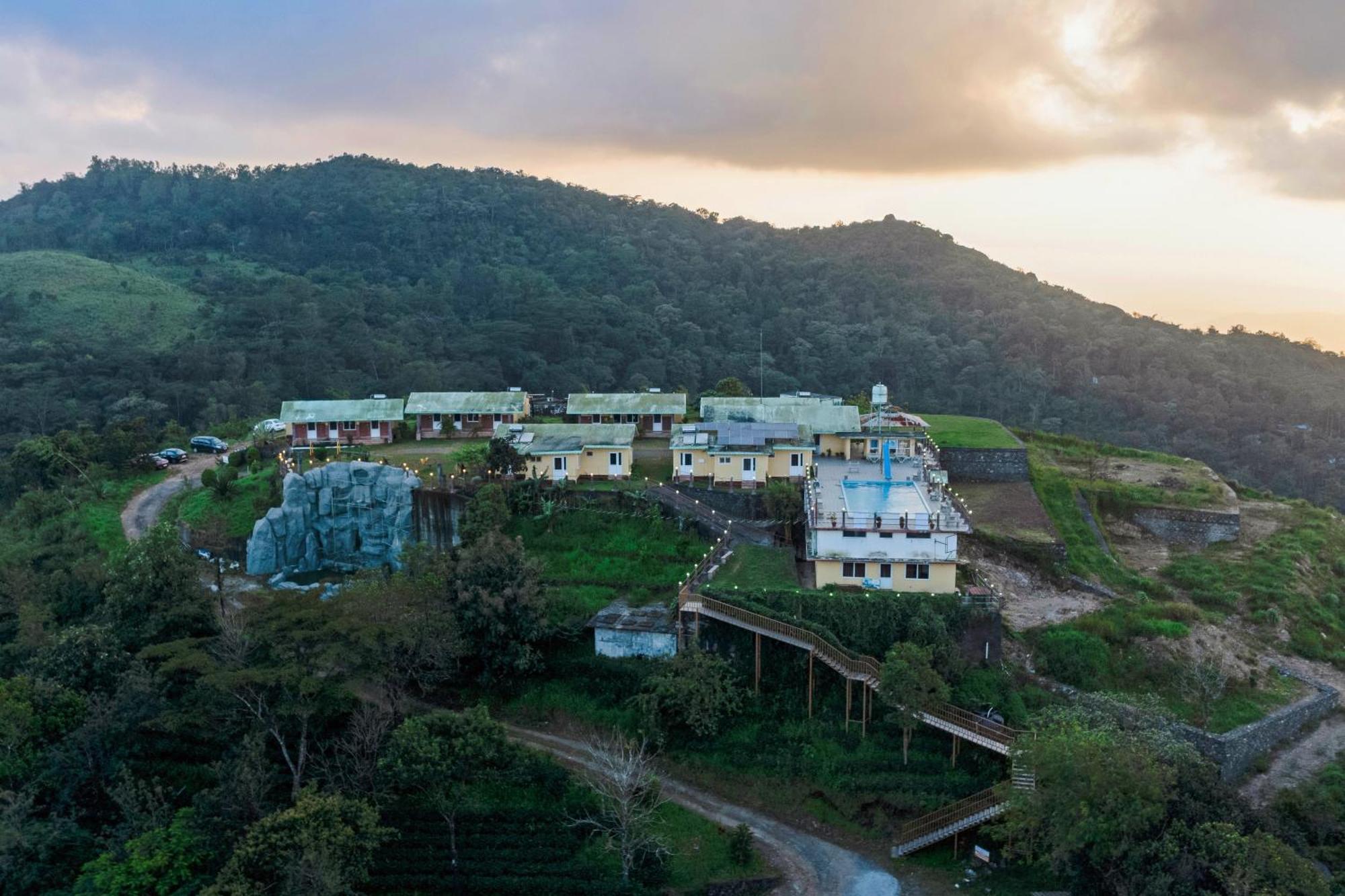 Pagoda Plantation Resort Pīrmed Esterno foto
