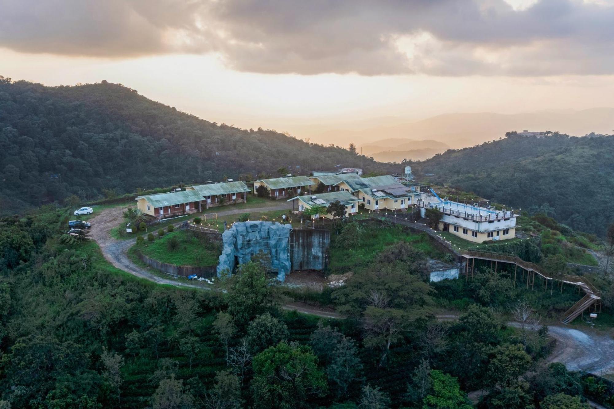 Pagoda Plantation Resort Pīrmed Esterno foto
