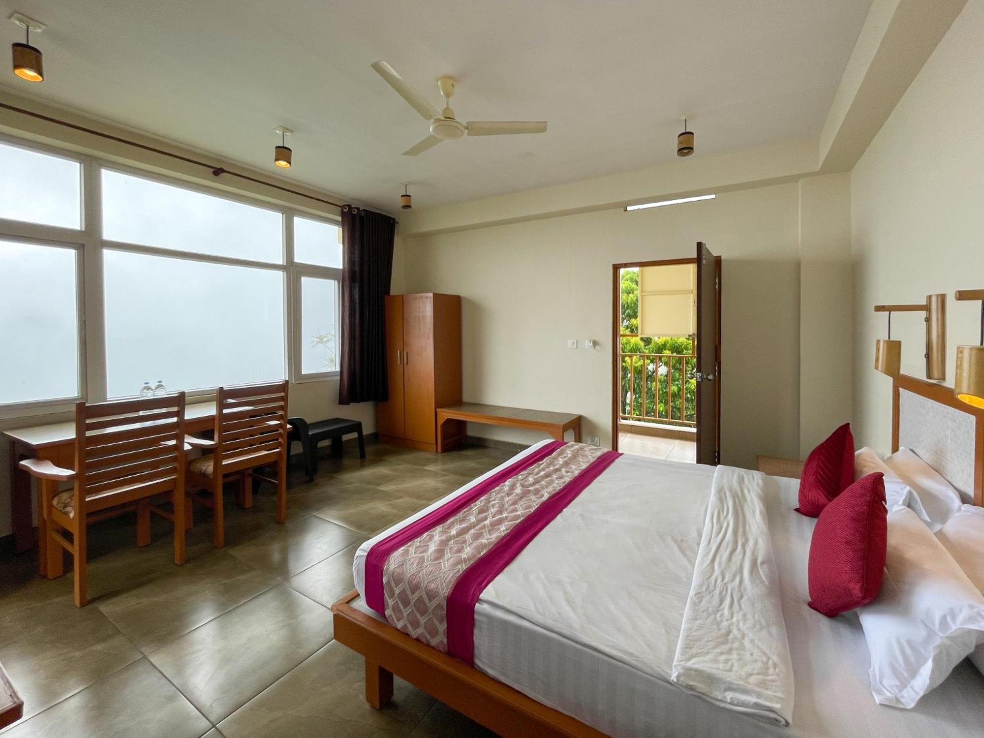 Pagoda Plantation Resort Pīrmed Esterno foto